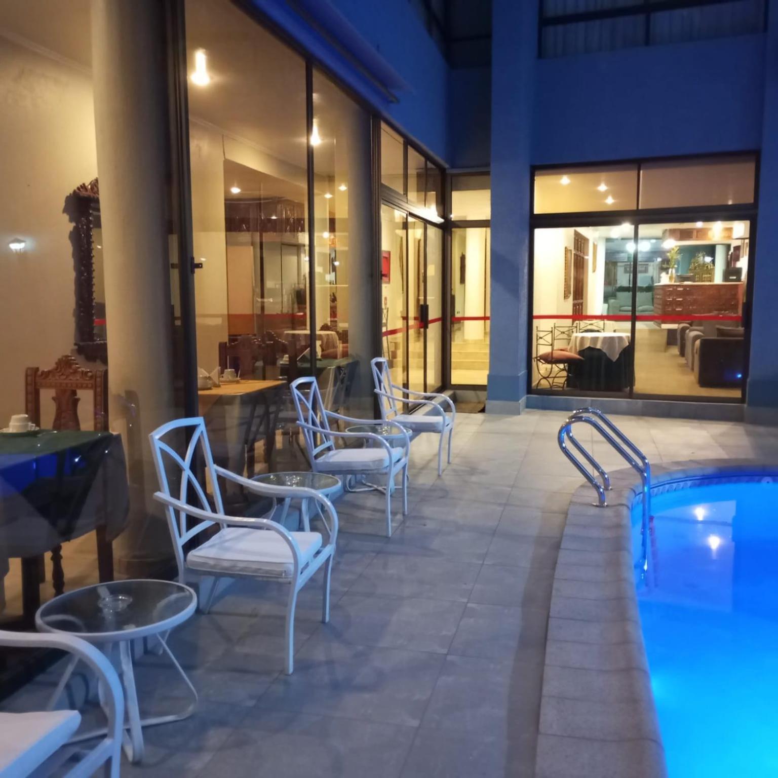 Hotel Alcala Del Rio 산티아고 외부 사진
